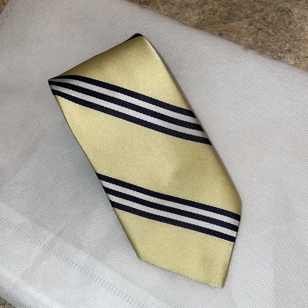 Children’s Place Yellow and Blue Tie GUC